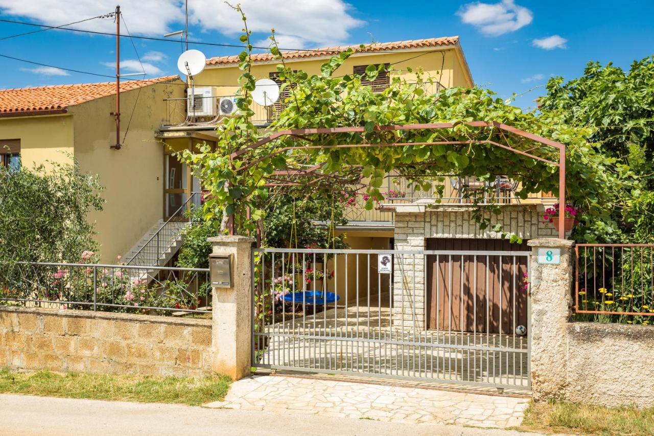 Lumalu Apartment Galižana Exterior foto